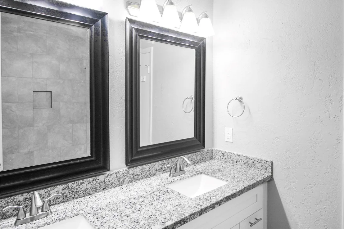 Photo of 1206 Park Lane