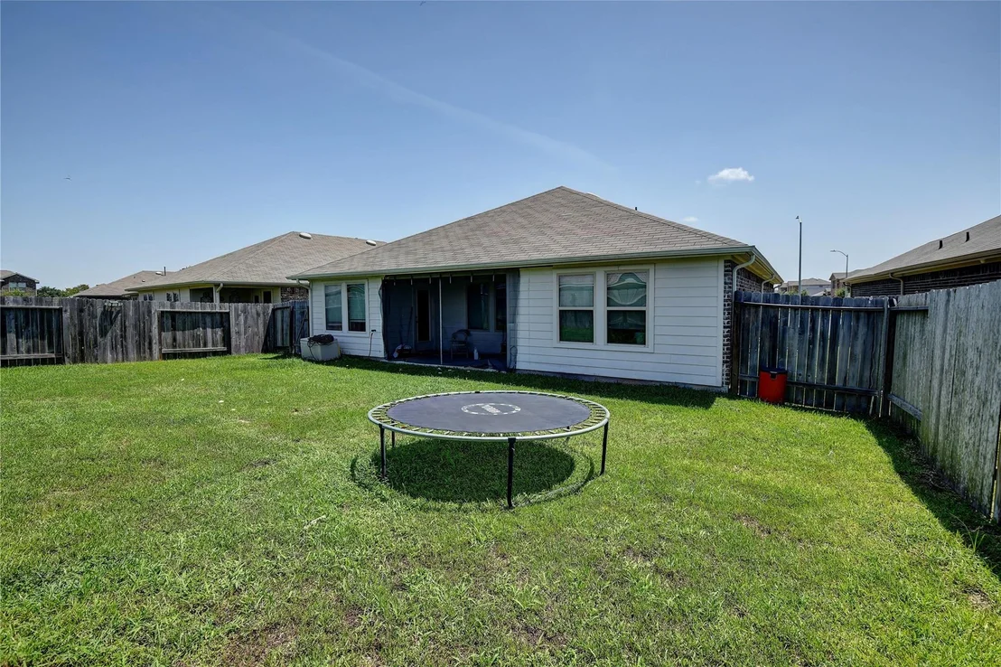 Photo of 5615 Tindarey Bluff Trail