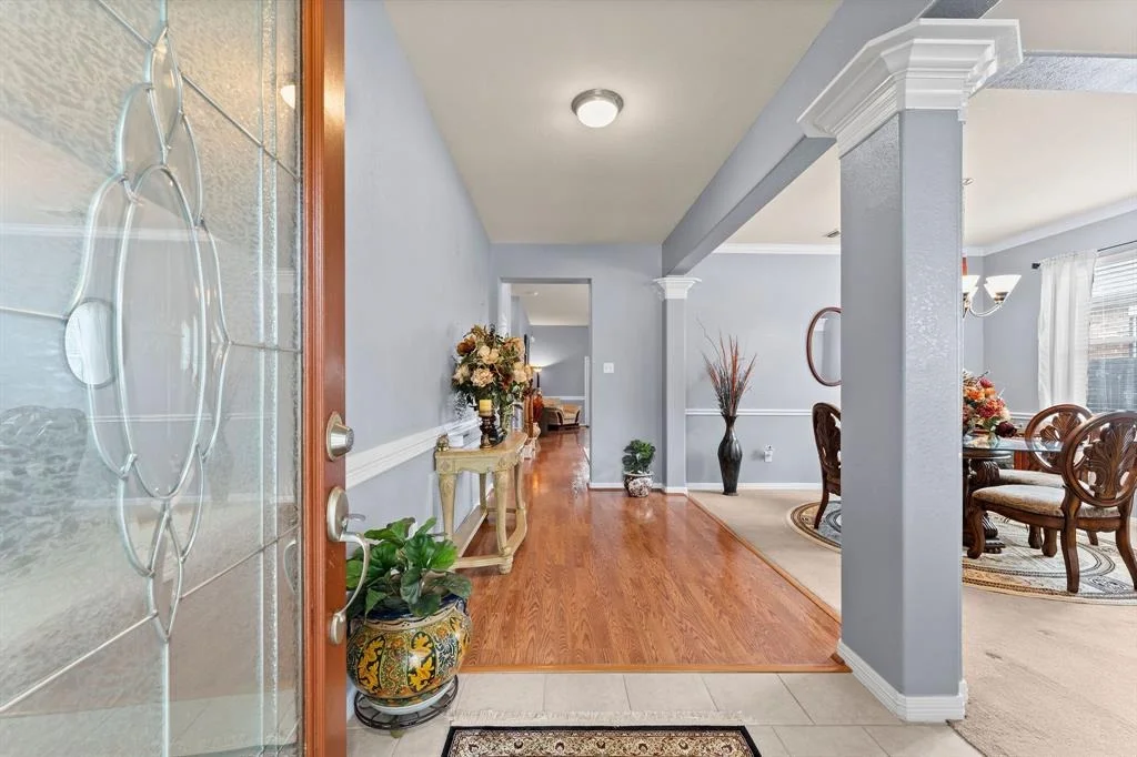 Photo of 17227 Mossbriar Lane