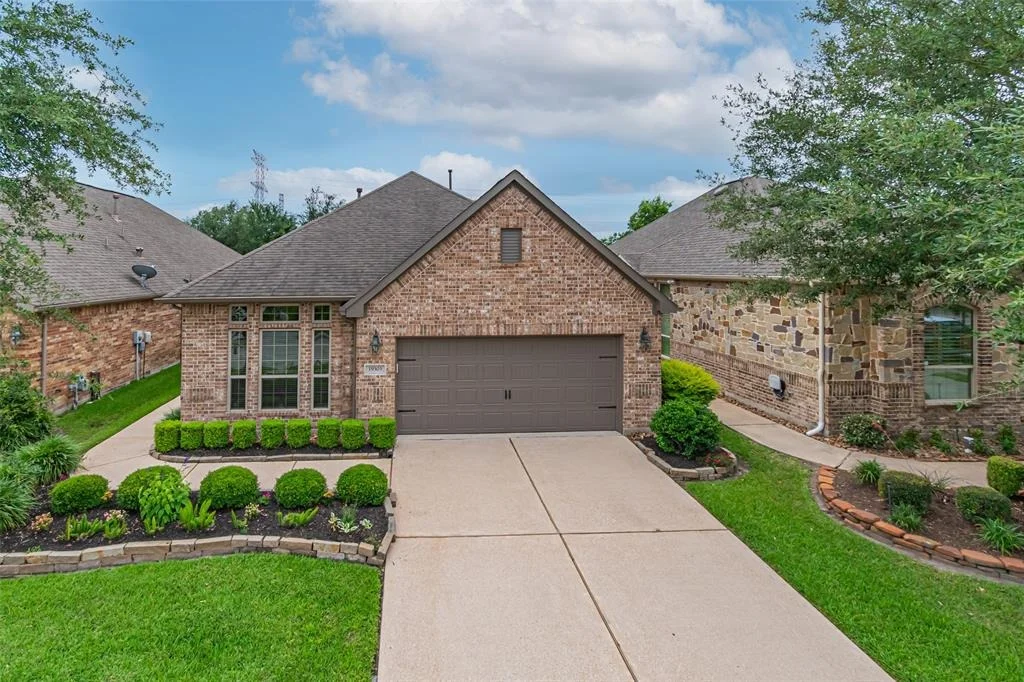 Photo of 19303 Hamilton Hills Drive