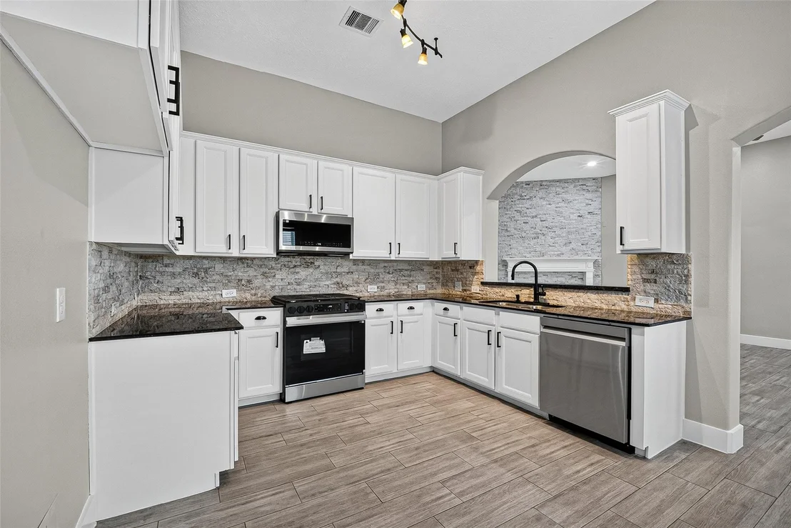 Photo of 14538 Burleson Bend Drive