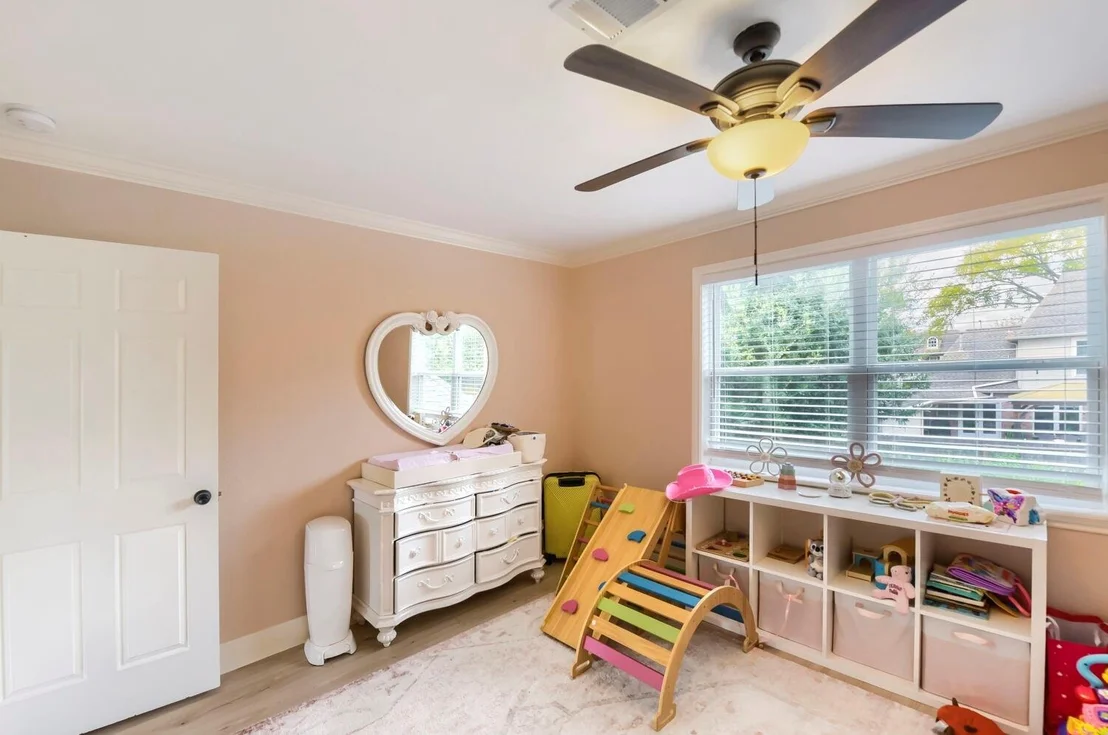 Photo of 1022 Crossroads Drive