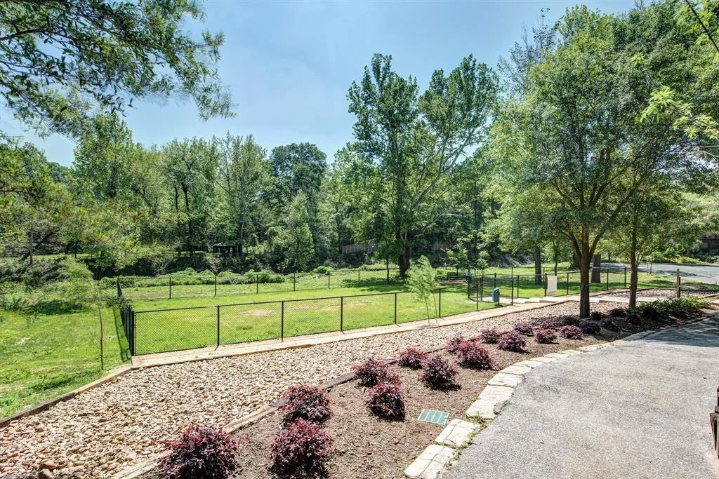 Photo of 30 Hudson Circle