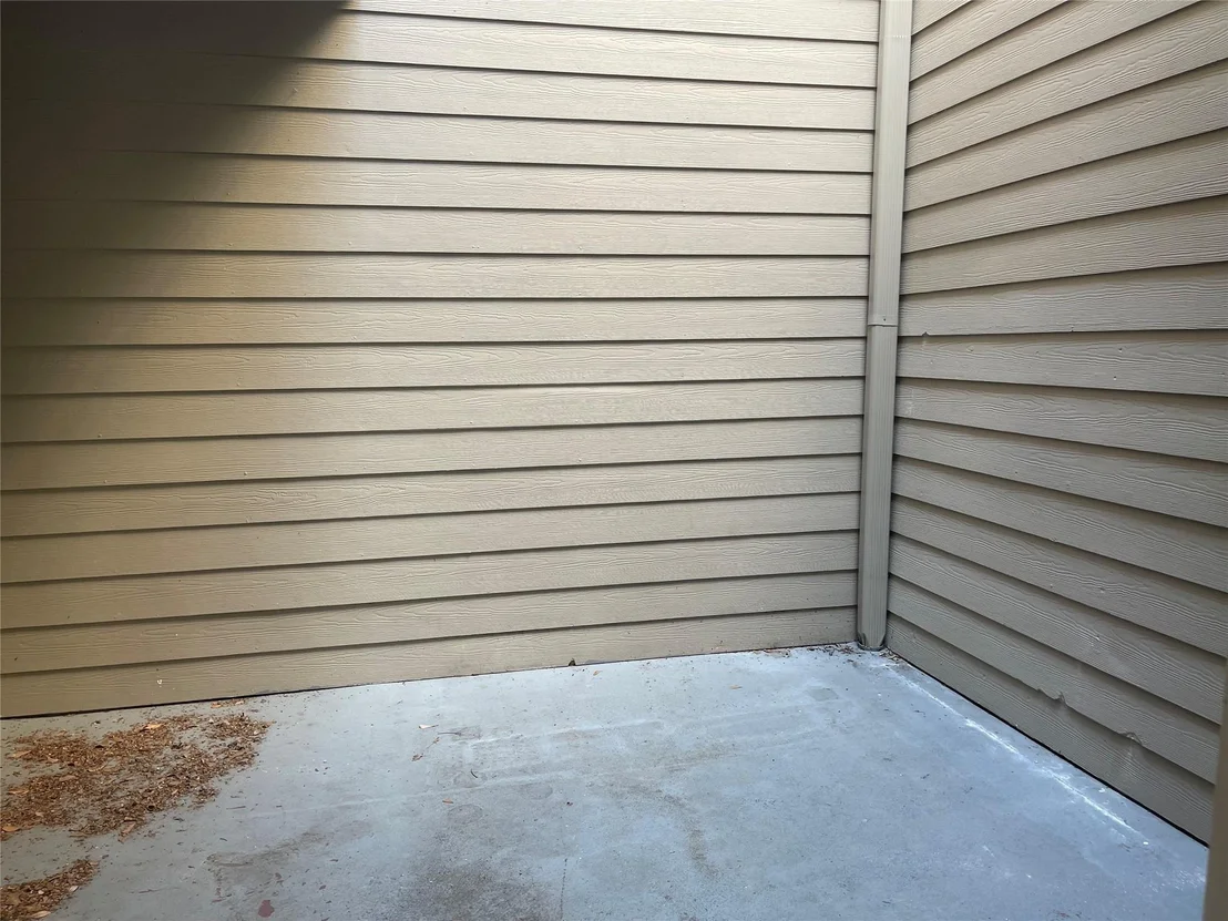 Photo of Unit 4 at 1908 Augusta Drive