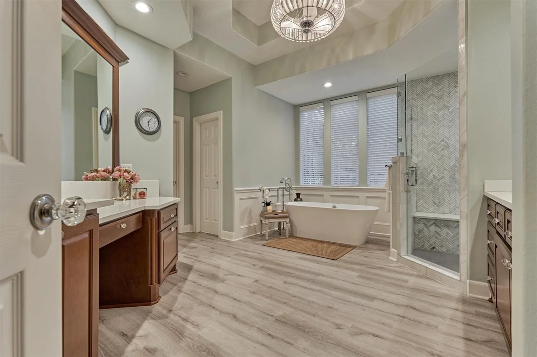 Photo of 3910 Waterbend Cove