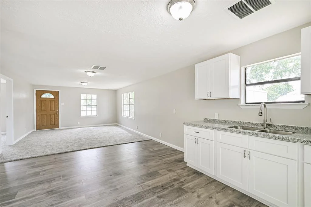 Photo of 4803 W Bayshore Drive