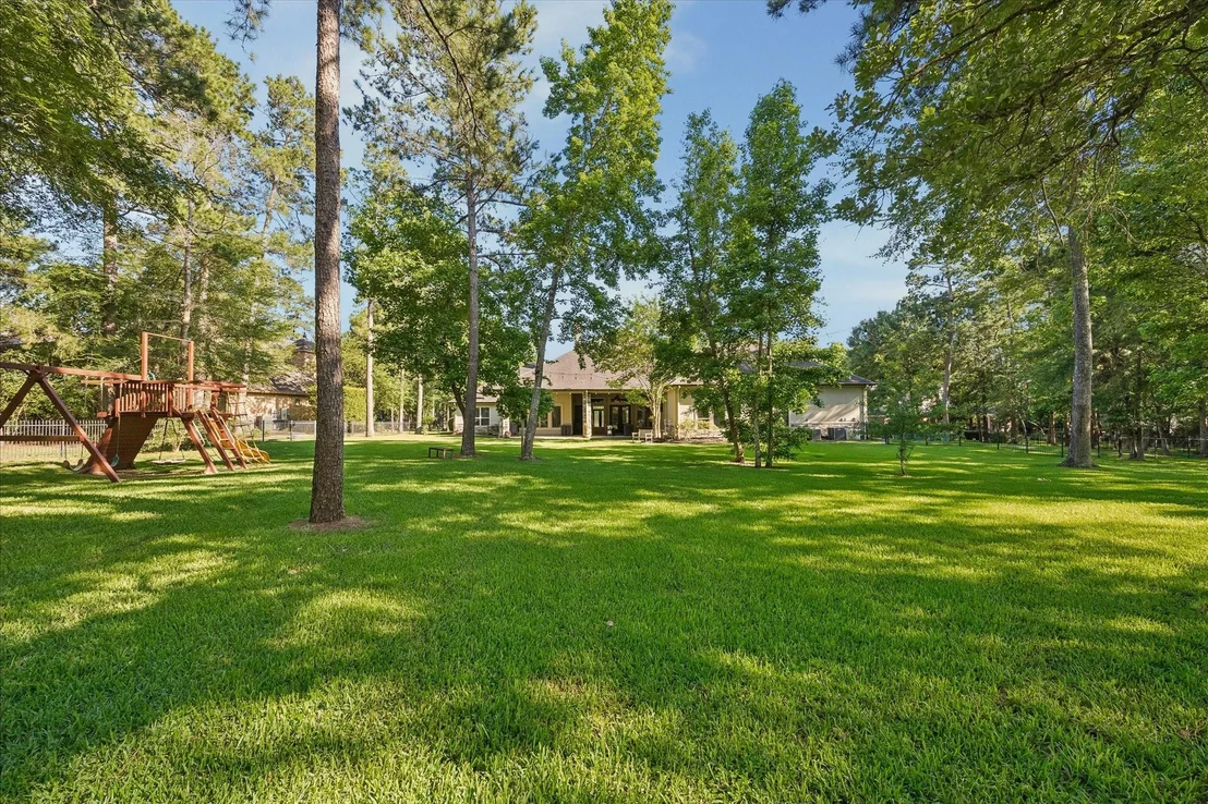 Photo of 28203 Meadow Forest