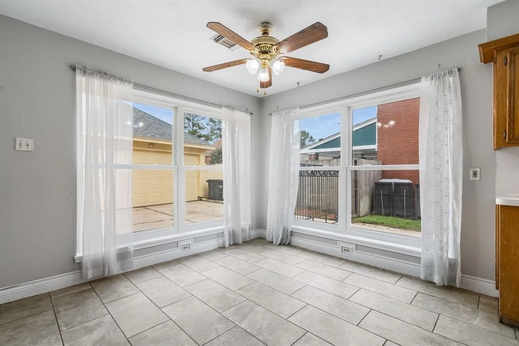 Photo of 5923 Silent Oaks Drive