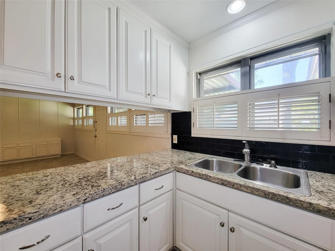 Photo of 4602 Redstart Street