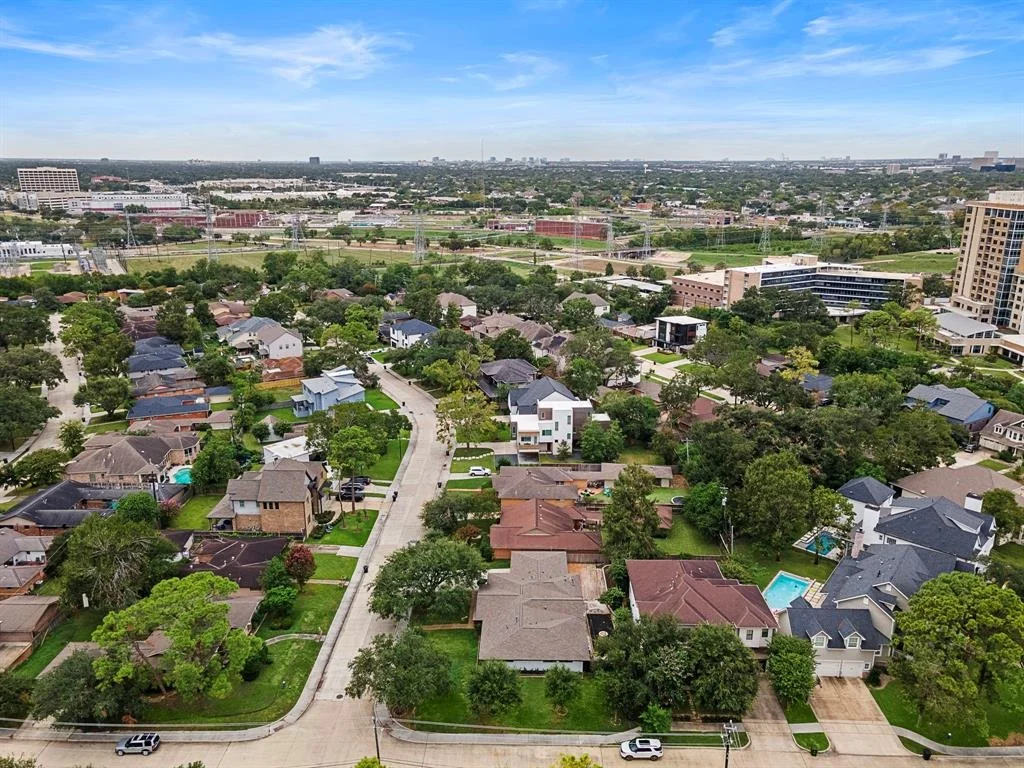 Photo of 4102 Levonshire Drive