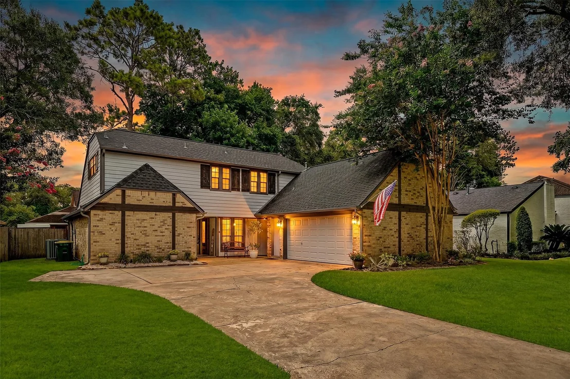 Photo of 2709 Pine Needle Lane