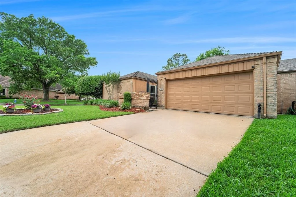 Photo of 4050 Heathersage Drive