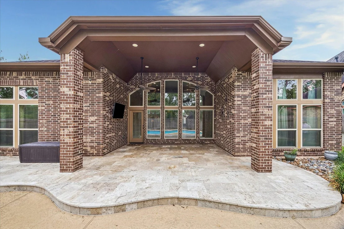 Photo of 18638 Roslyn Springs Drive