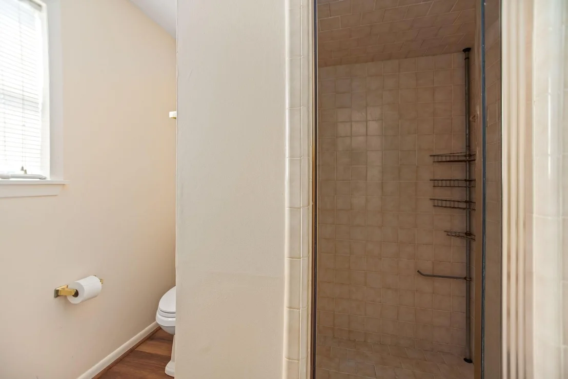 Photo of 1106 Brookhollow Drive