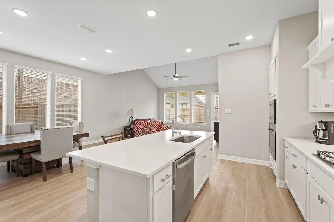 Photo of 29006 Laurel Grove Lane