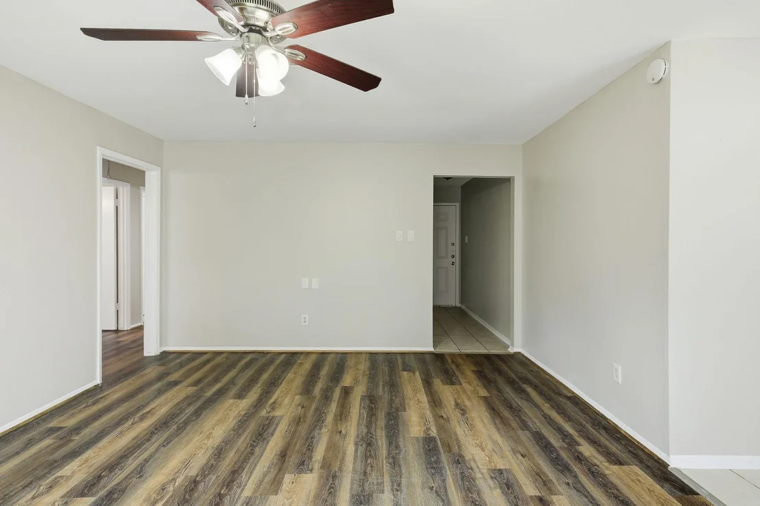 Photo of 15119 Bathurst Drive