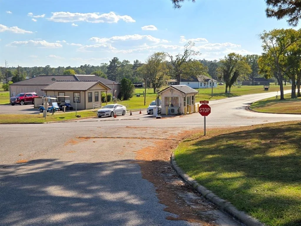 Photo of 33 Driving Range Lane