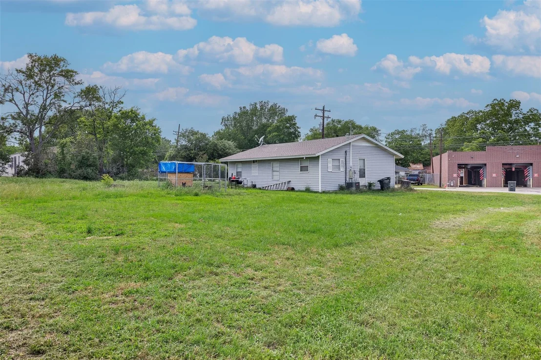 Photo of 585 State Highway 36 N