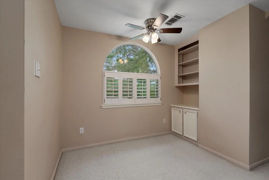 Photo of 14151 Buckingham Lane