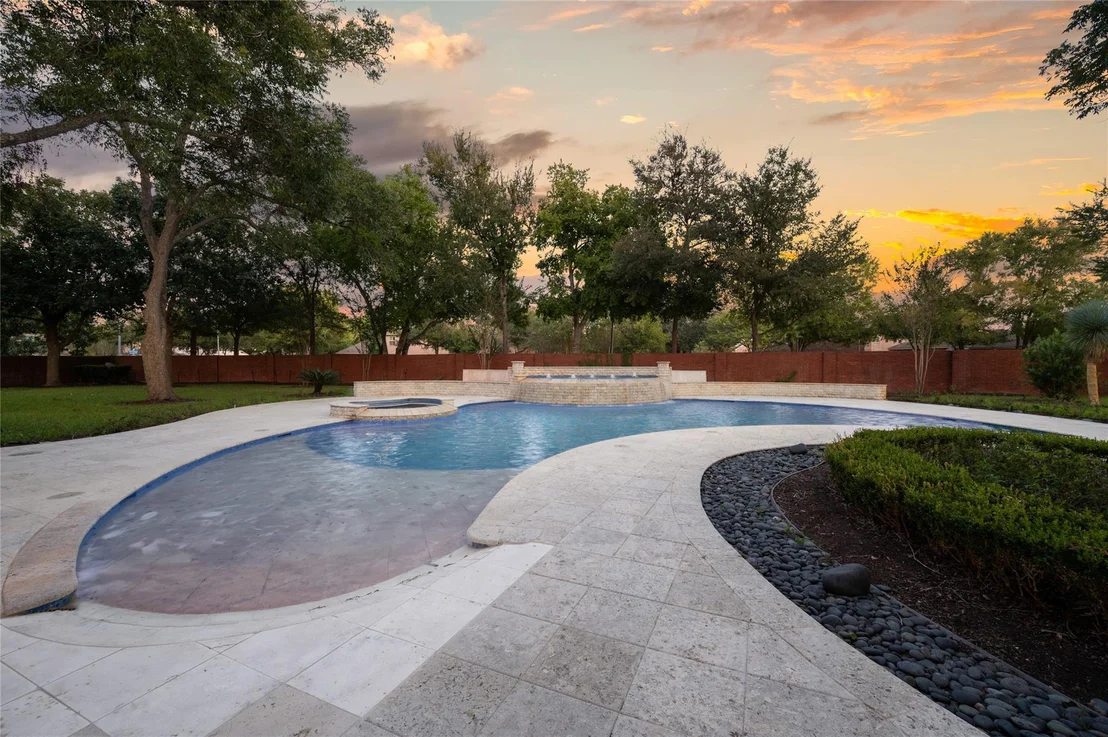 Photo of 1802 Forest Gate Circle