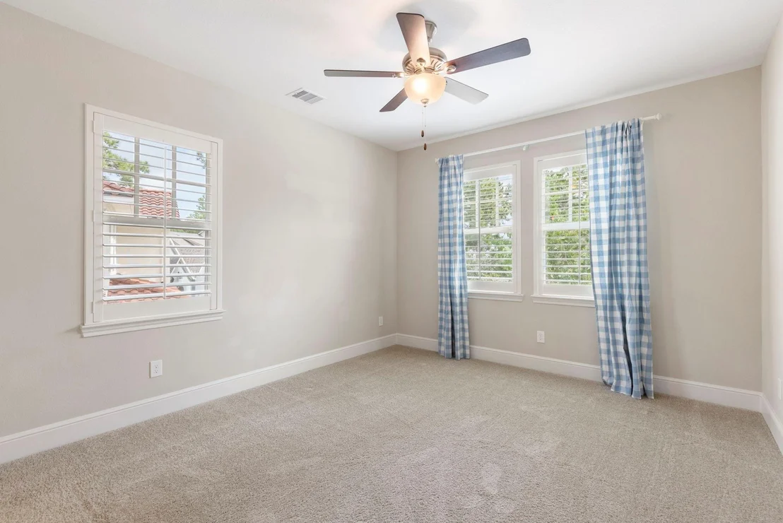Photo of 11 W Sawyer Ridge Drive
