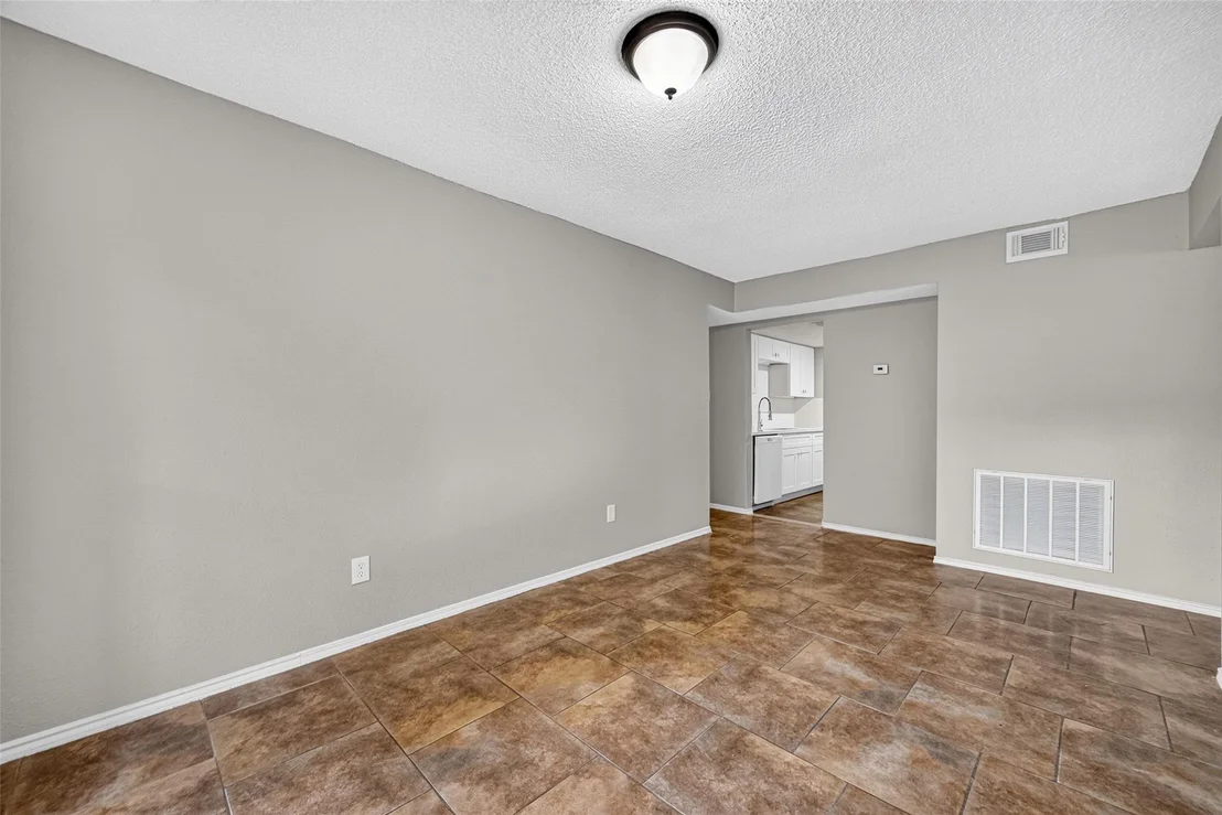 Photo of 634 Walston Lane