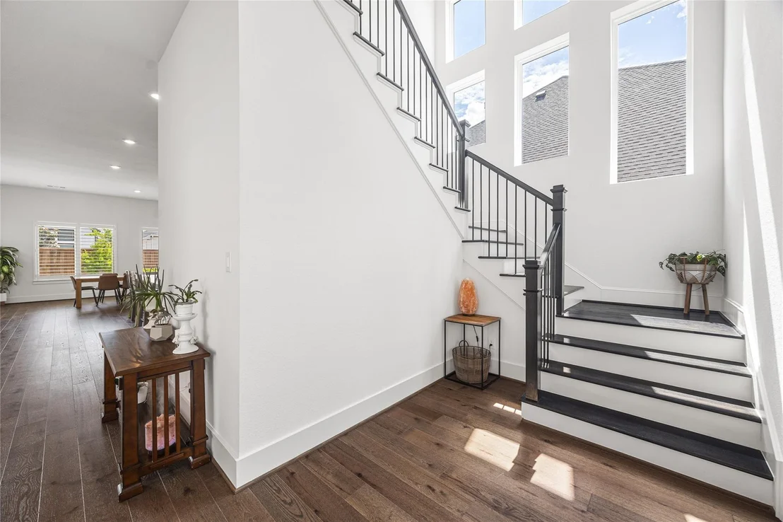 Photo of 4114 Pleasant Ridge Drive
