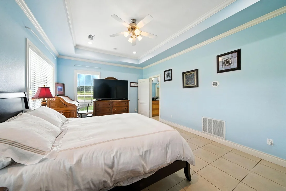Photo of 15402 Long Road