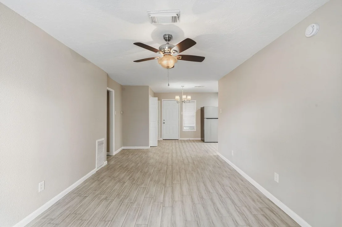 Photo of 5809 Melanite Avenue