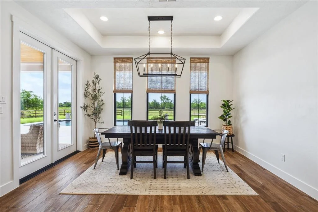 Photo of 2832 Maler Road