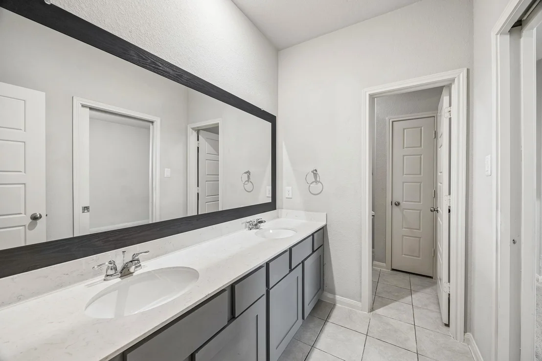 Photo of 1625 Darwin Cedar Drive