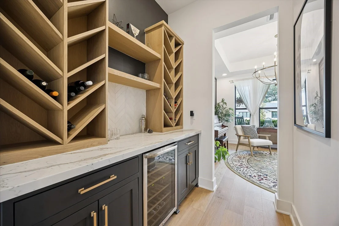 Photo of 1313 Thornton Road