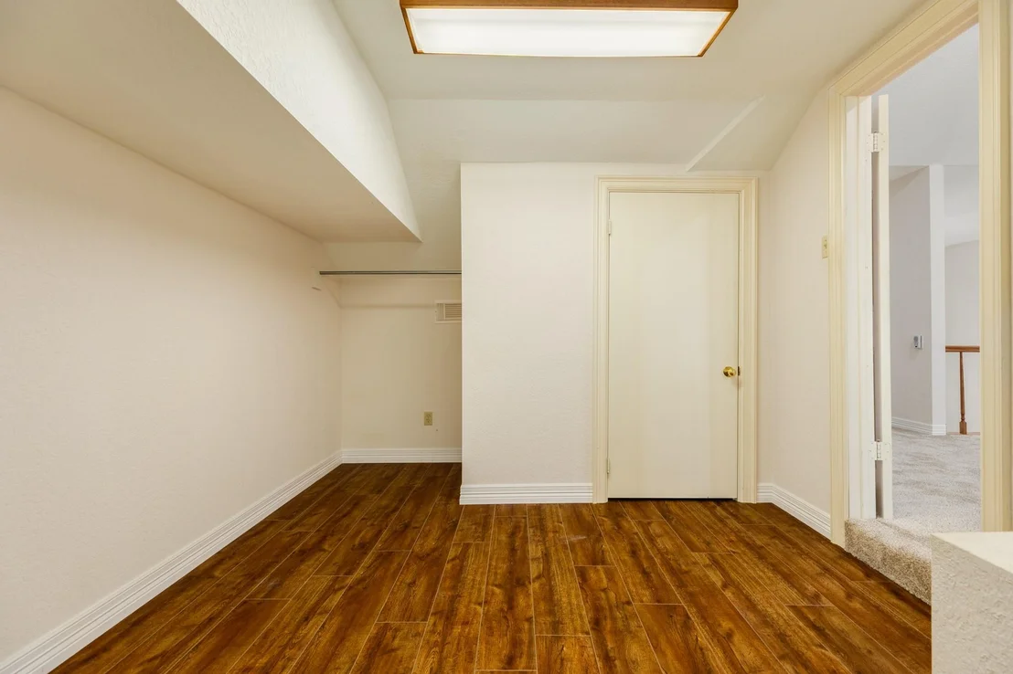 Photo of 1600 Azalea Street