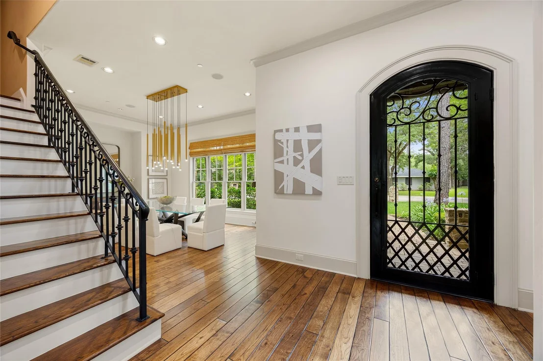Photo of 735 Timber Hill Drive