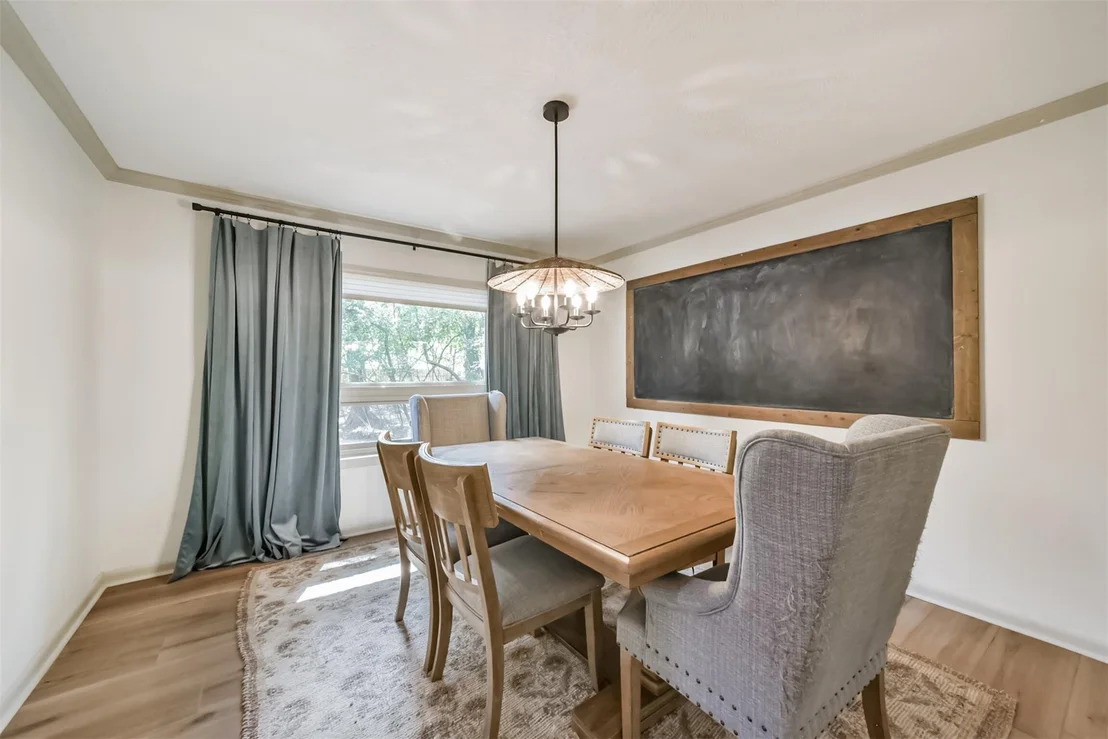 Photo of 7618 Hurst Forest Drive