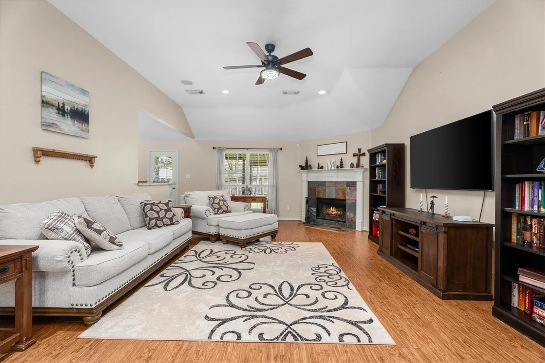 Photo of 13038 Lazy Lane