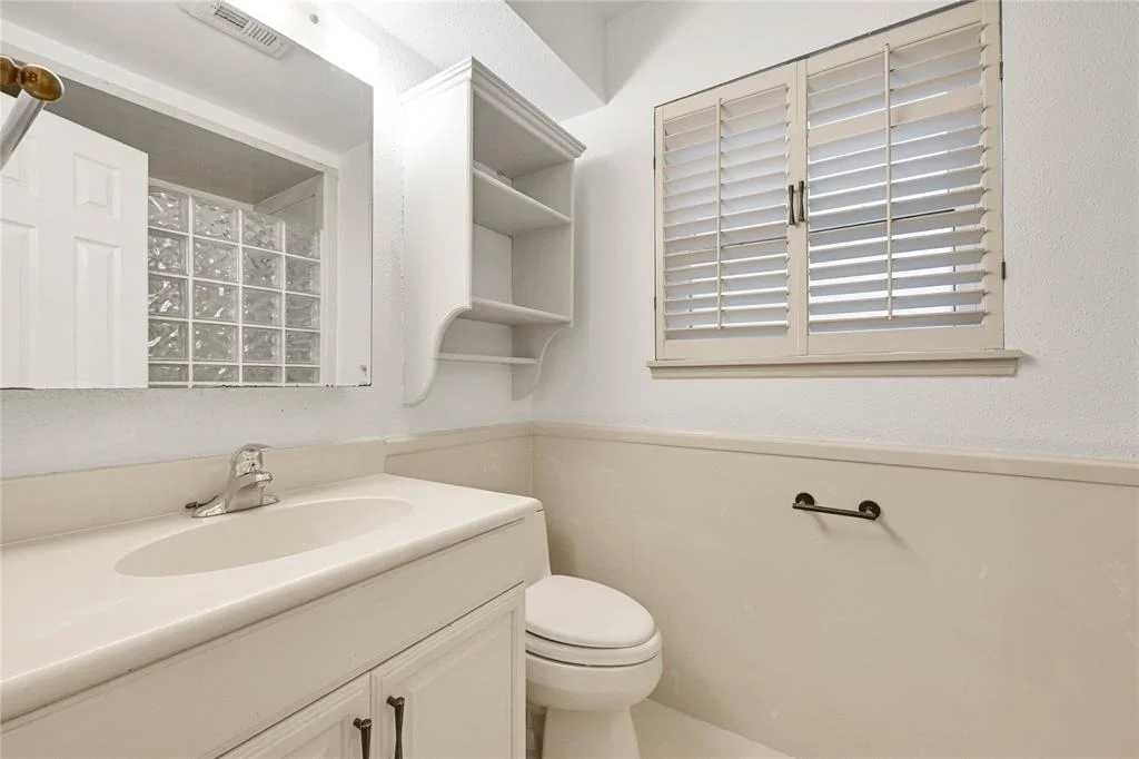 Photo of 12323 Dermott Drive