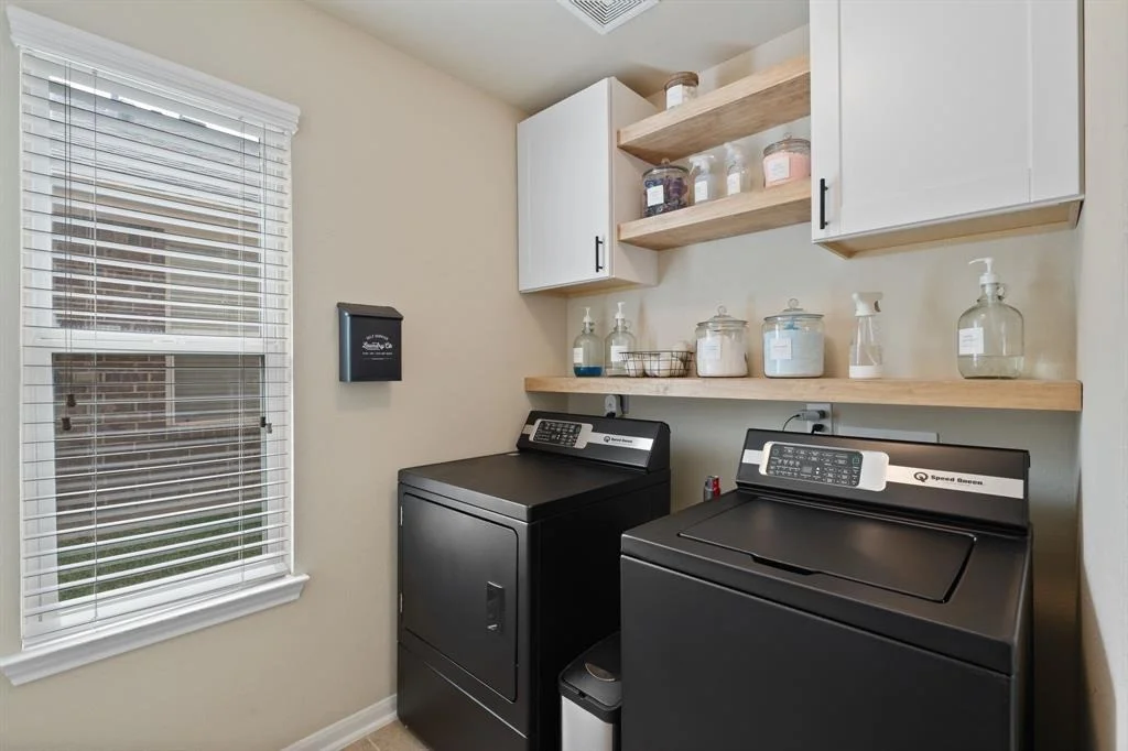 Photo of 1729 Park Oak Drive