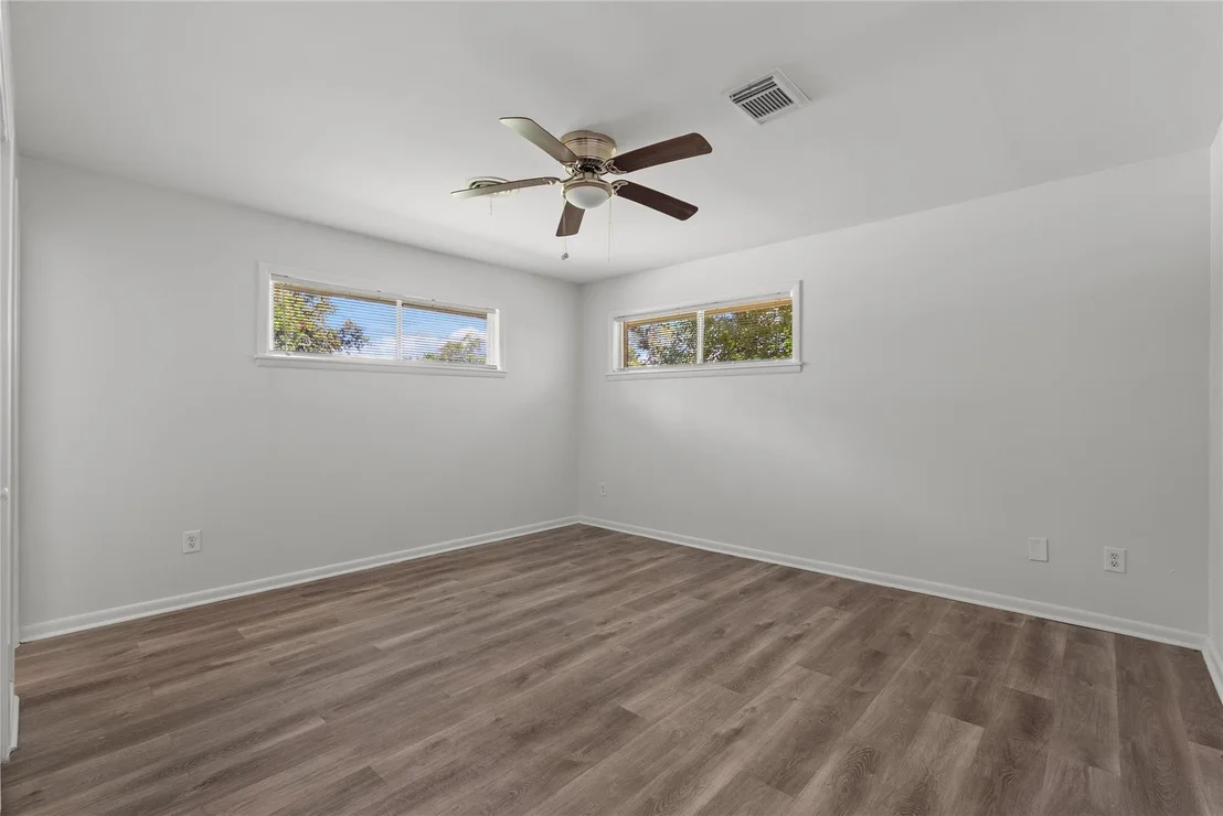 Photo of 1102 Avenue C