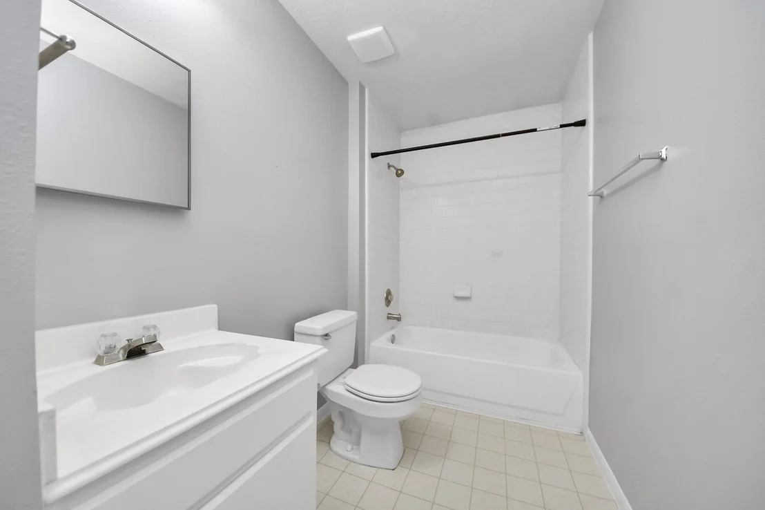 Photo of 18135 Gravenhurst Lane