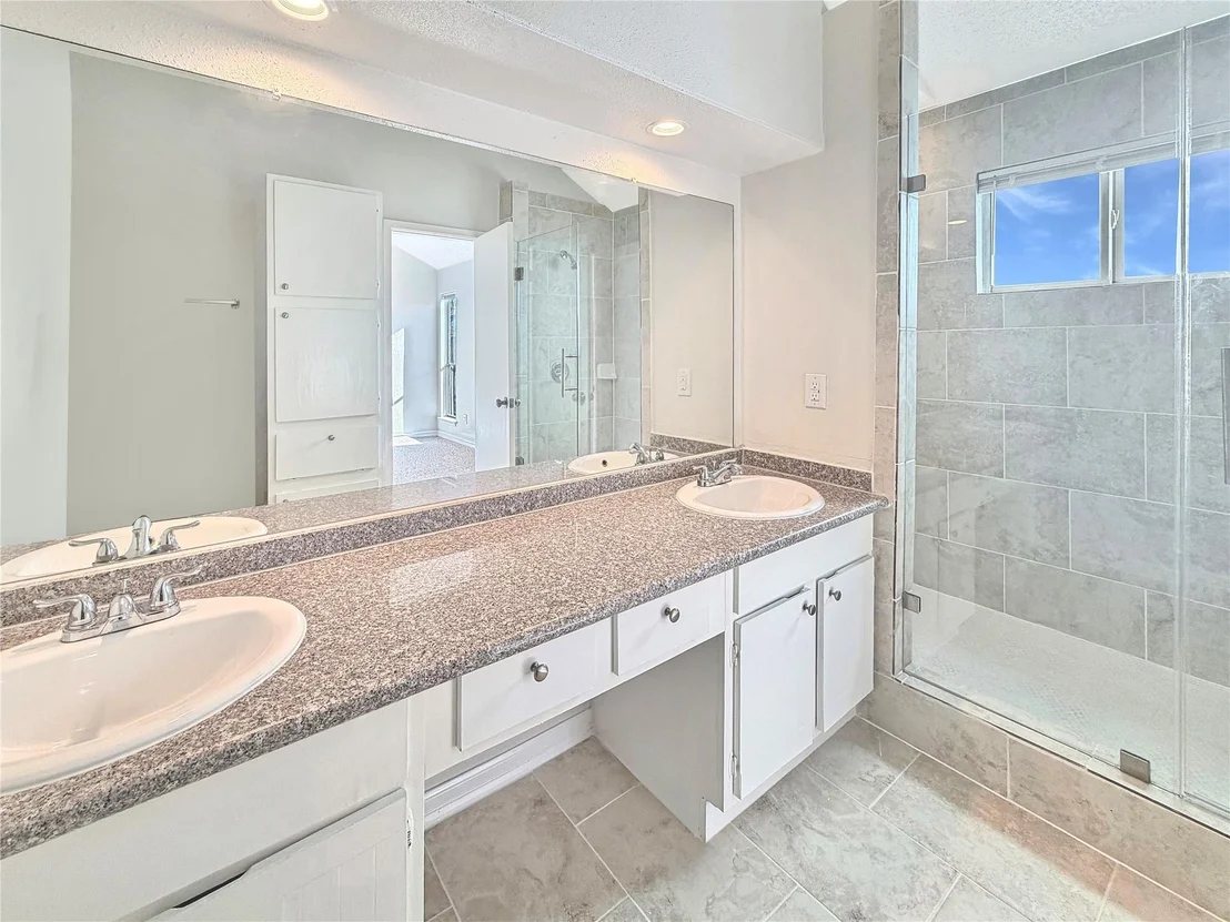 Photo of 6111 Ogden Forest Drive