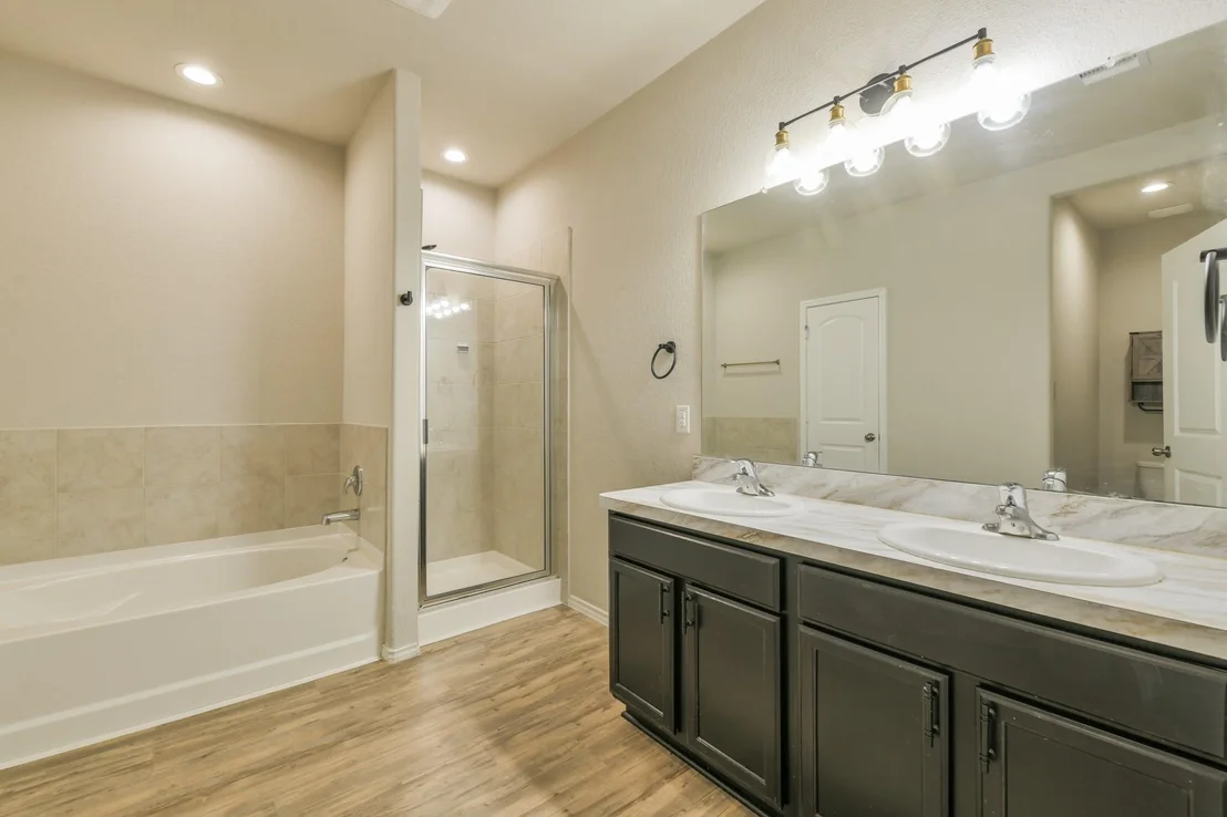 Photo of 6047 Purple Iris Street