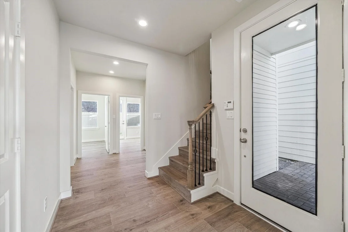 Photo of 3913 Willowbend Point Drive