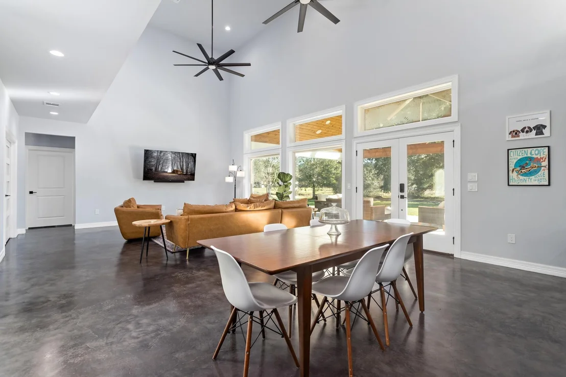 Photo of 847 W Buccaneer Drive