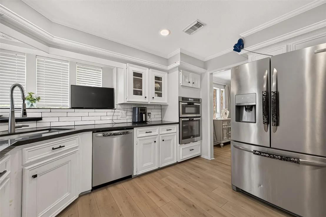 Photo of 5919 Spring Creek Oaks Drive