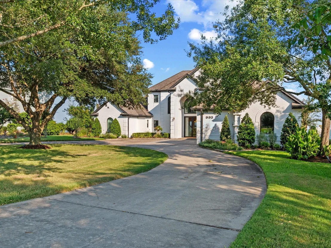 Photo of 993 Sandy Court