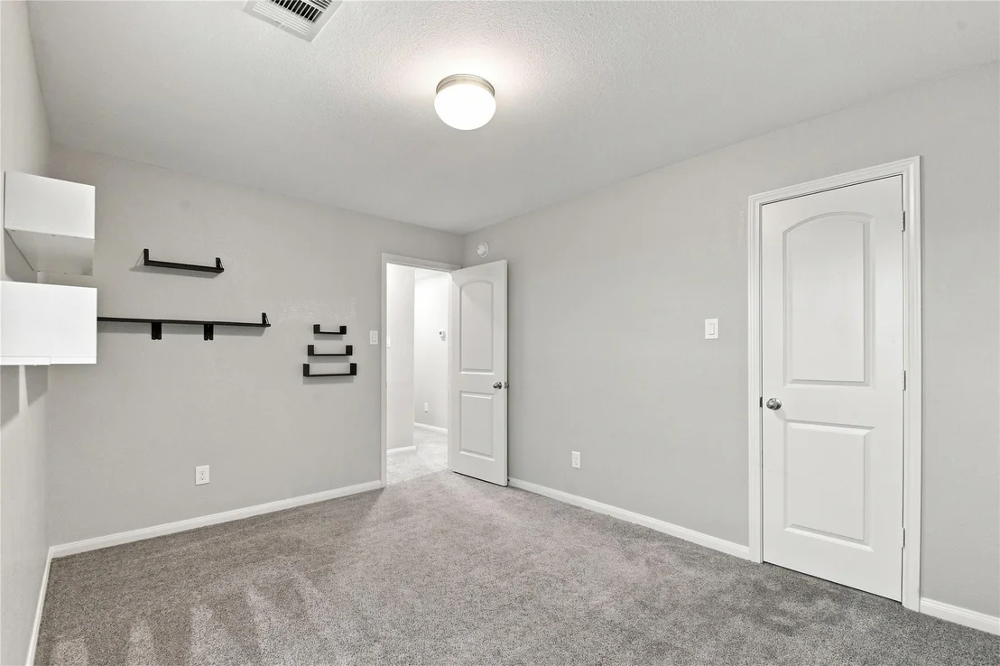 Photo of 450 Terra Vista Circle