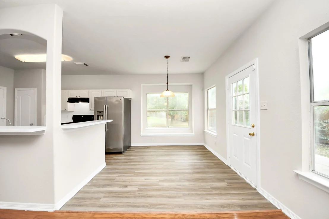 Photo of 5327 Rivergate Drive