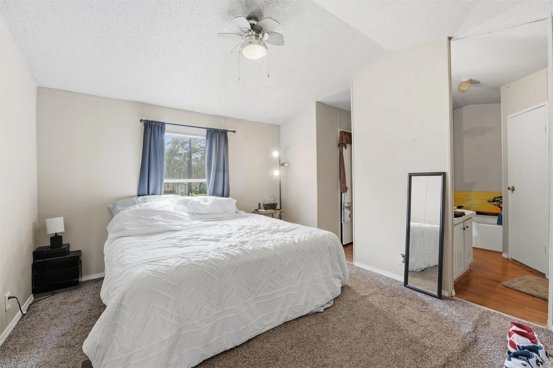 Photo of 8786 Scarlet Oak