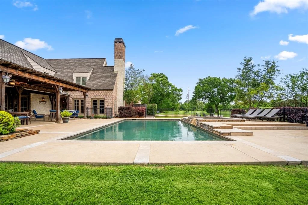 Photo of 21020 Frey Lane